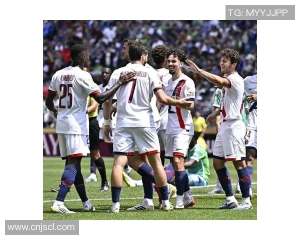 德甲激战：里昂3-0马竞补时进球引发争议判罚全场沸腾