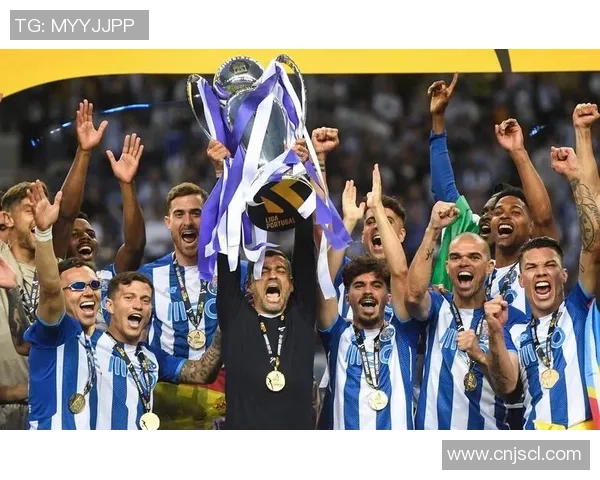 欧联杯冷门波尔图凭乌龙球小胜多特蒙德全场沸腾